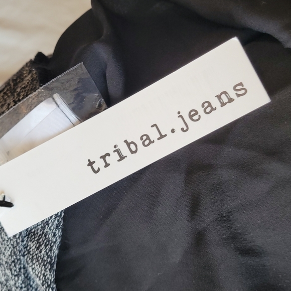 Tribal Jeans Knit Top Black and White Size Small - Picture 9 of 9